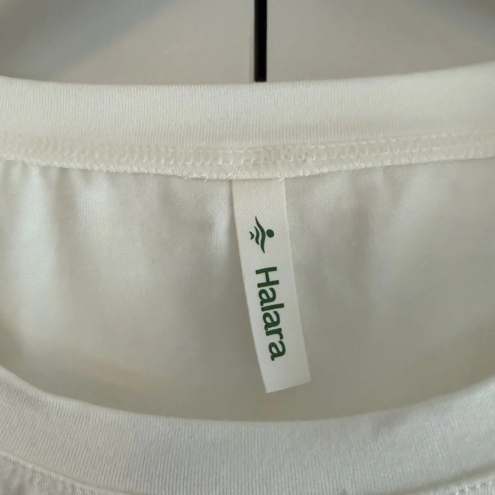 Halara NWT Women's Round Neck Batwing Sleeve Work T-Shirt White Size Small NEW - Picture 7 of 13